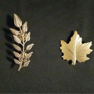 Vintage Leaf Gold Tone Brooch Pins